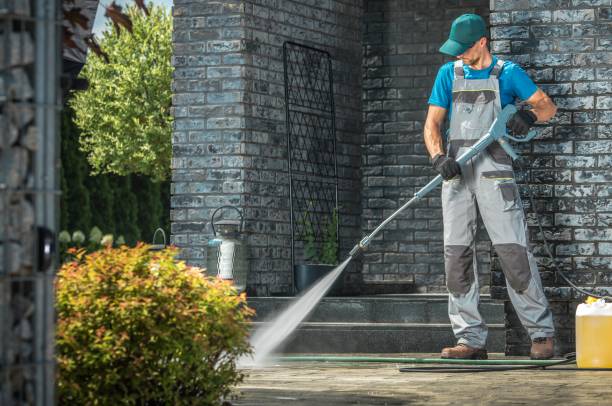 Best Restaurant Pressure Washing  in Grove City, FL